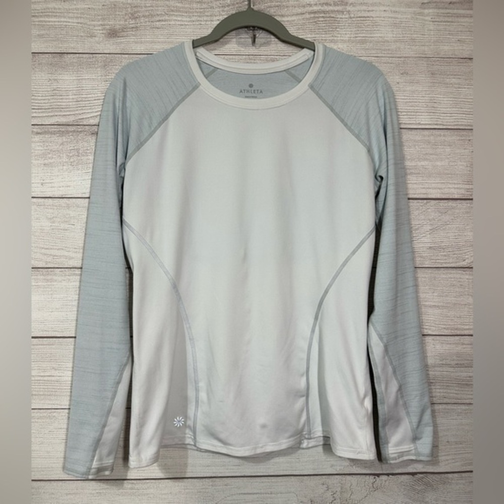 Athleta Long Sleeve Workout Top Size Medium Woman’s
